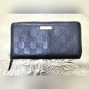 Gucci Black Embossed Zippy Long Wallet